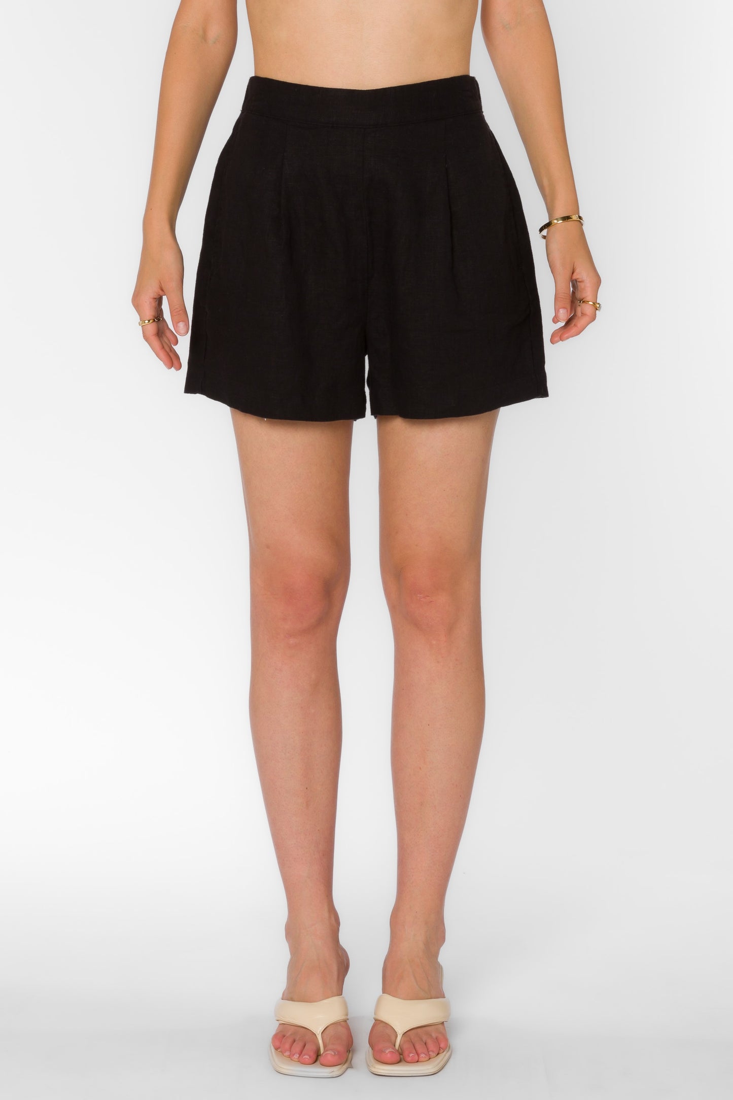 Fedra Pleated Linen Short