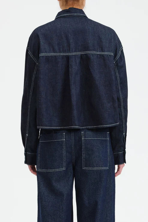 Daze The Editor Cropped Button Up Top