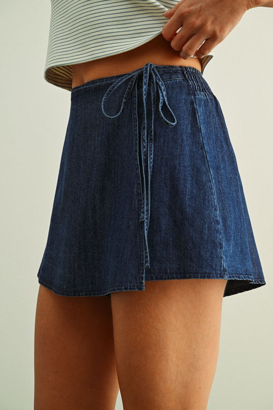CHAMBRAY DENIM SKORT