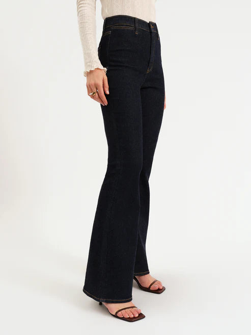 Daze Sunset Flare High Rise Leg in Rinse